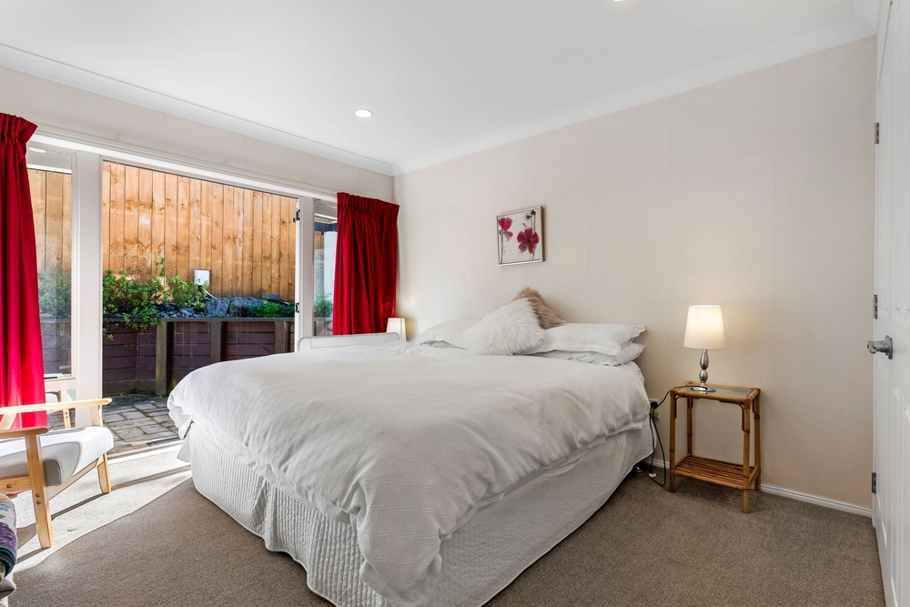Photos of 12 Kentia Way