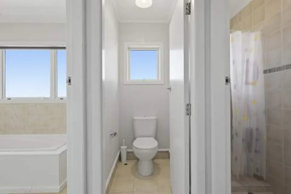 Photos of 423 Maungatapu Road