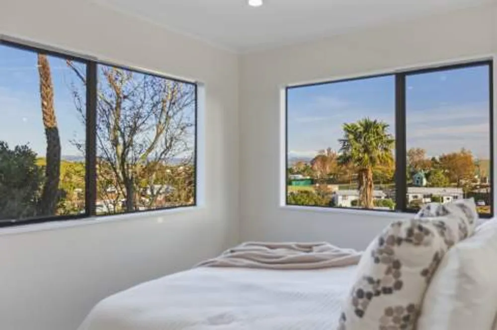 Photos of 14 Pelorus Street