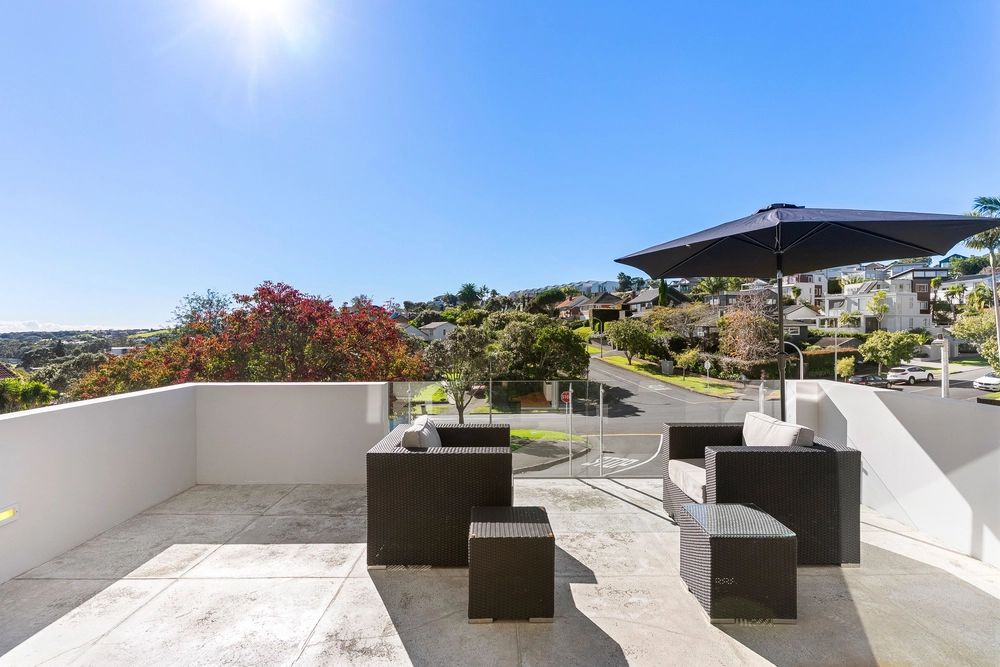 Photos of 93 Tautari Street