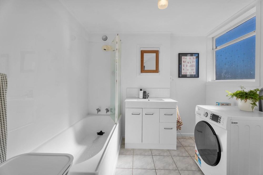 Photos of 13 Akarana Avenue