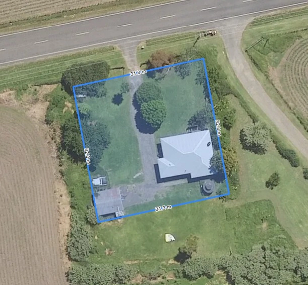 Photos of 135 Kairua Road