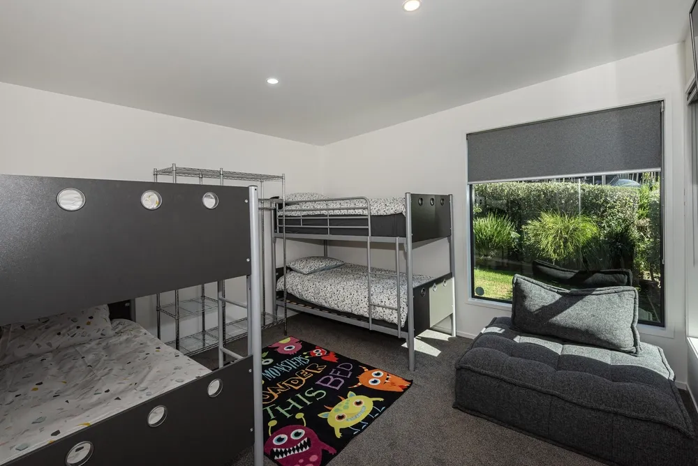 Photos of 30D Sullivans Road