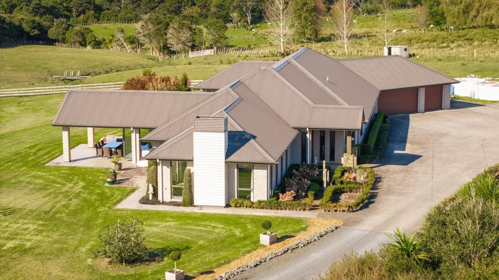Photos of 246 Blackbridge Road