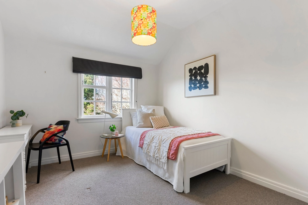 Photos of 15 Trelissick Crescent