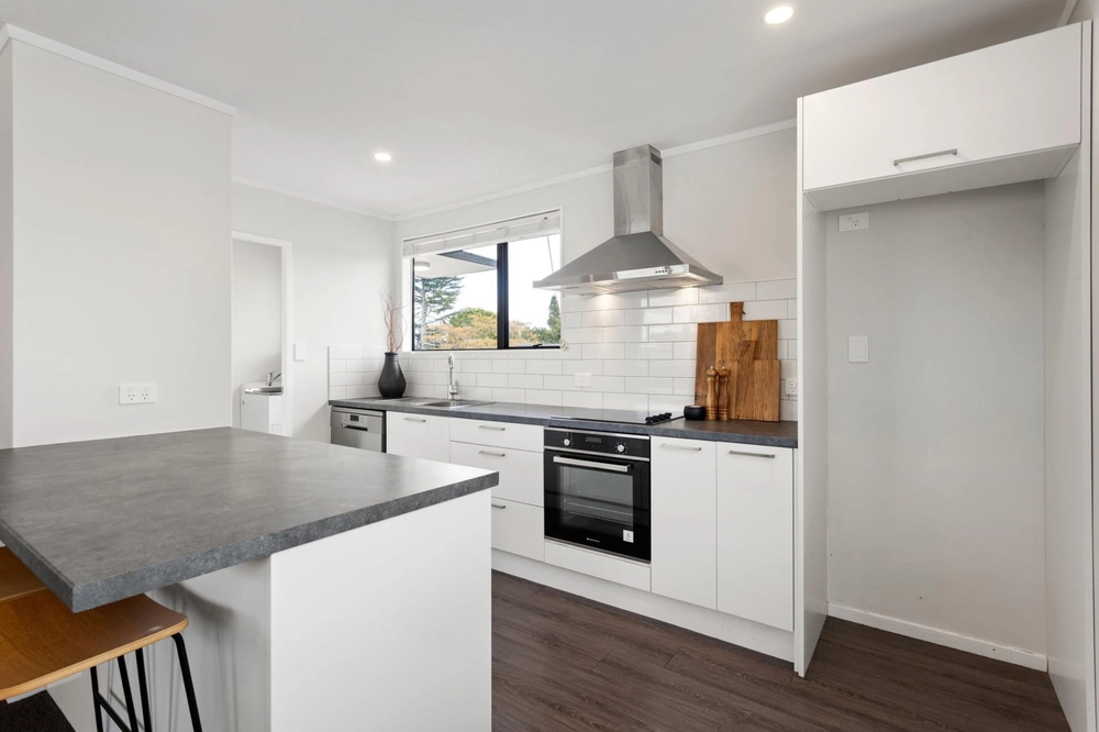 Photos of 52A Rolleston Street