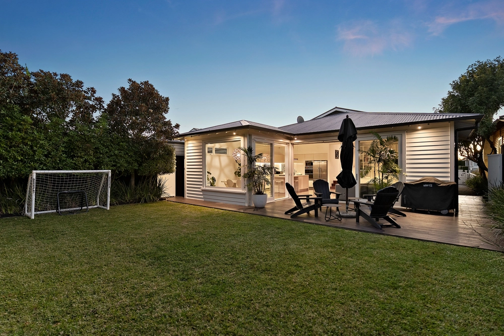 Photos of 10 Oban Road