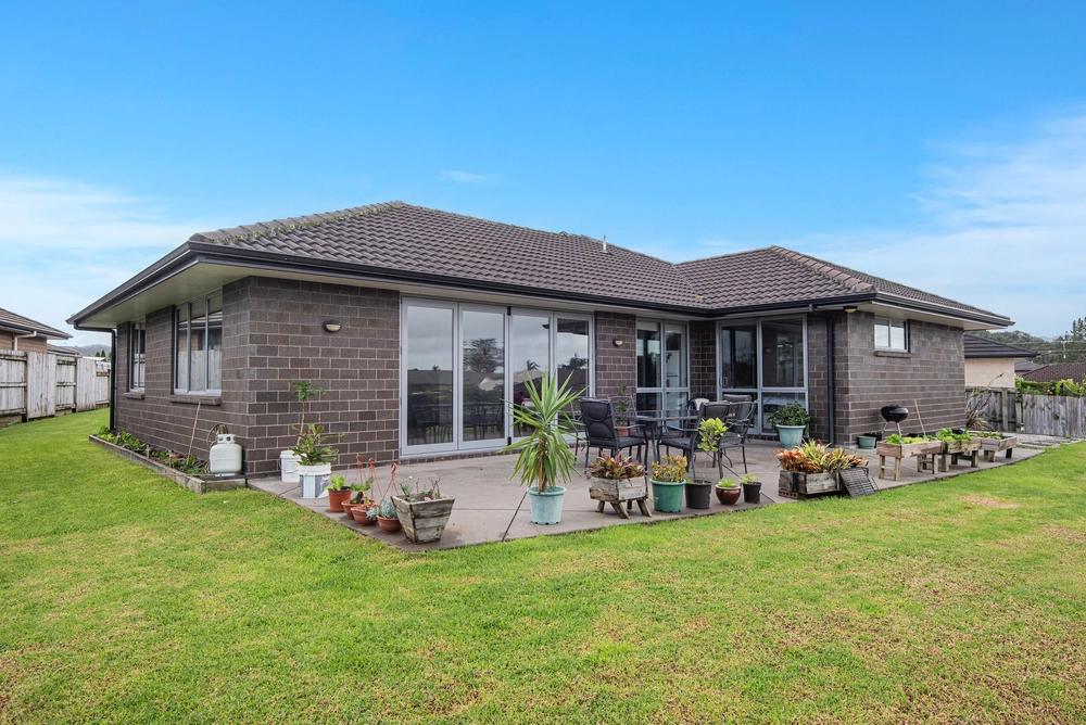 Photos of 18 North Crest Drive