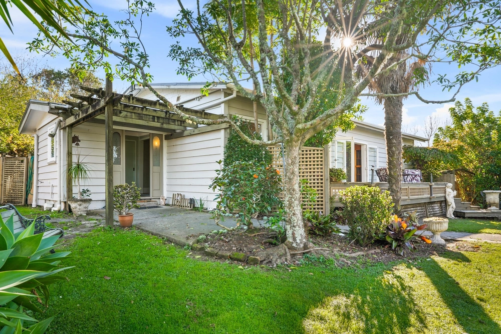 Photos of 391 Pine Valley Road