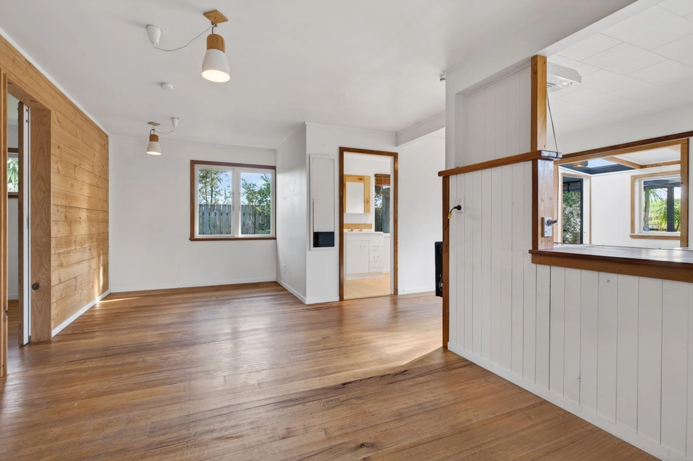 Photos of 74 Moir Street