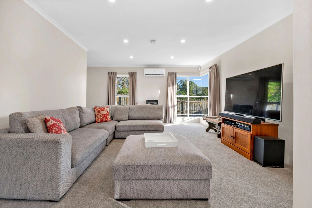 Photos of 2/32 Glanworth Place