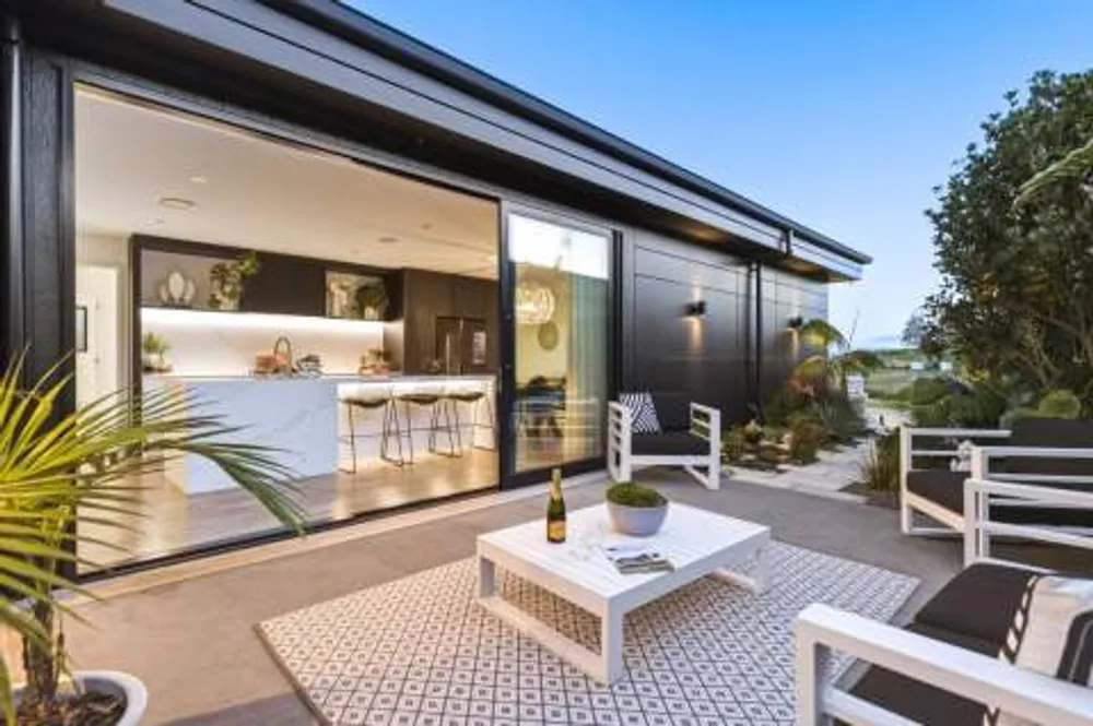 Photos of 33 Montia Close