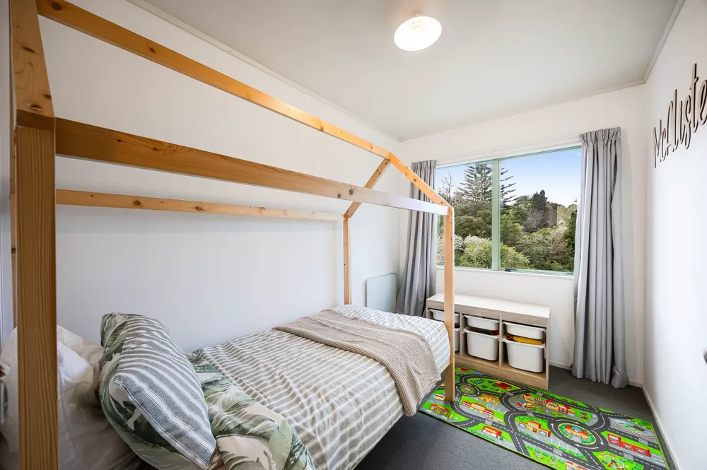 Photos of 85b Fairclough Road