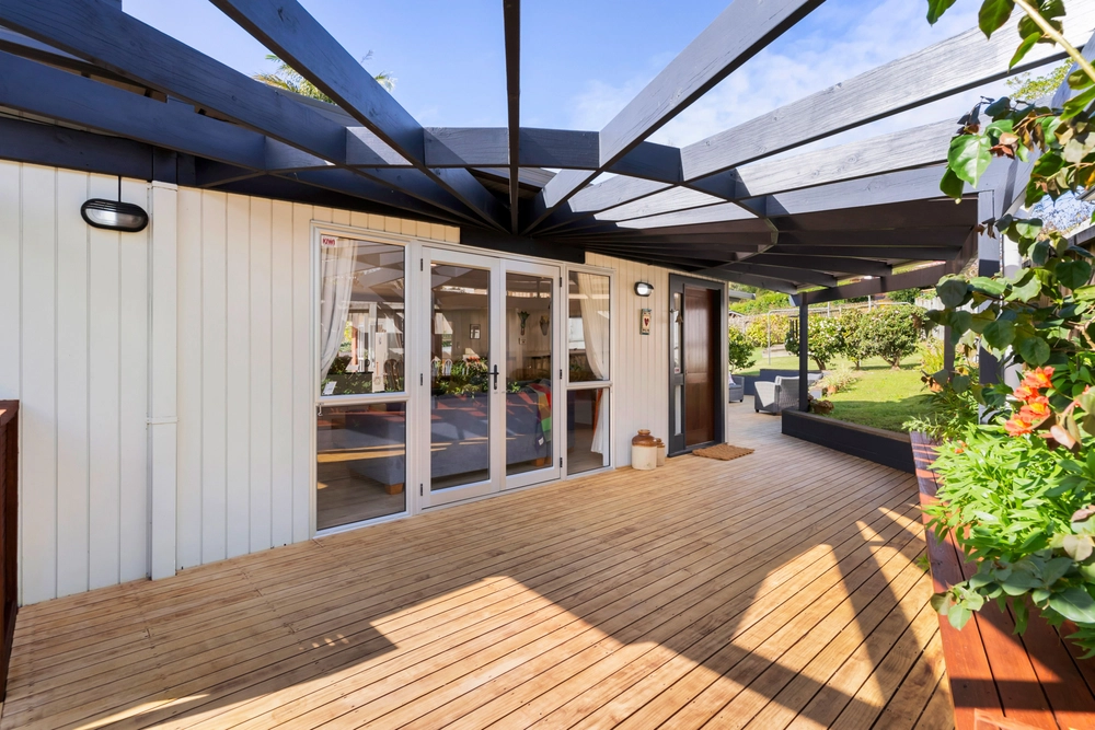 Photos of 18 Uppingham Crescent