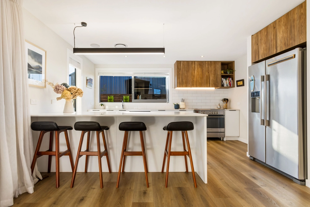 Photos of 15 Landsborough Lane