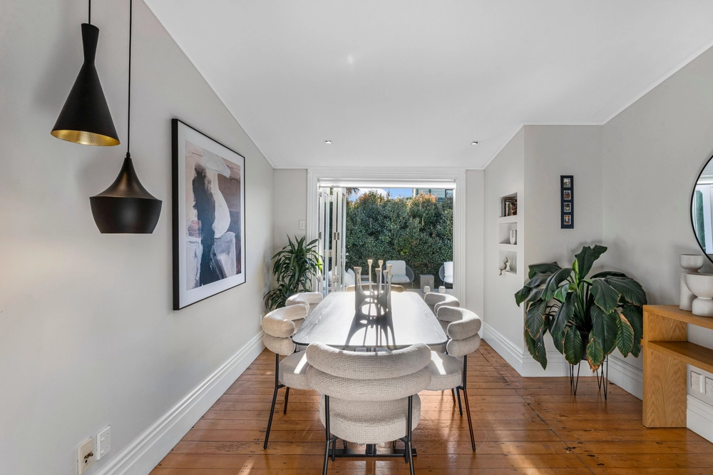 Photos of 16 Wairakei Street