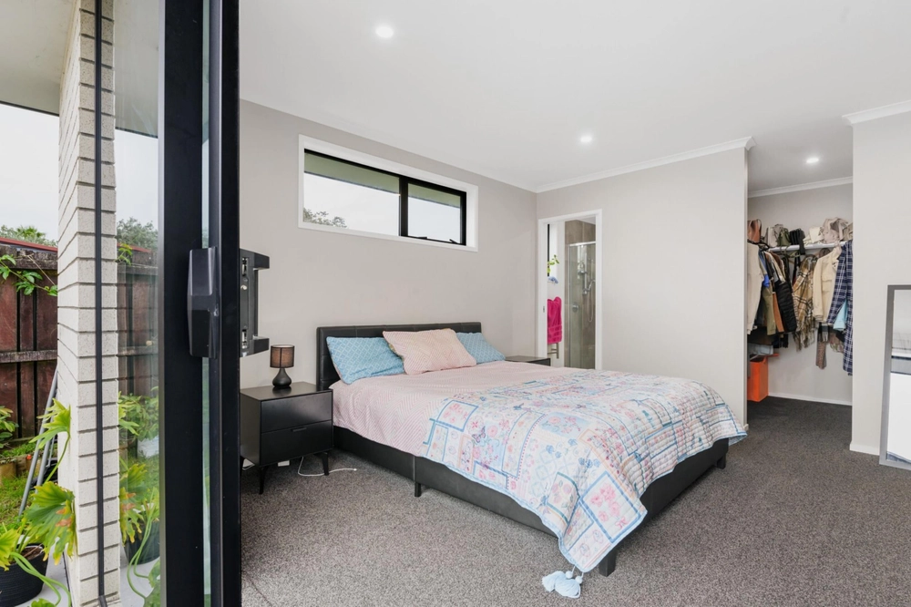 Photos of 1 Tupaea Place