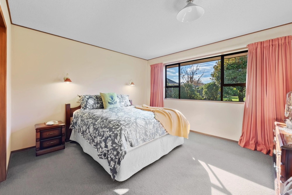 Photos of 3 Raeburn Place