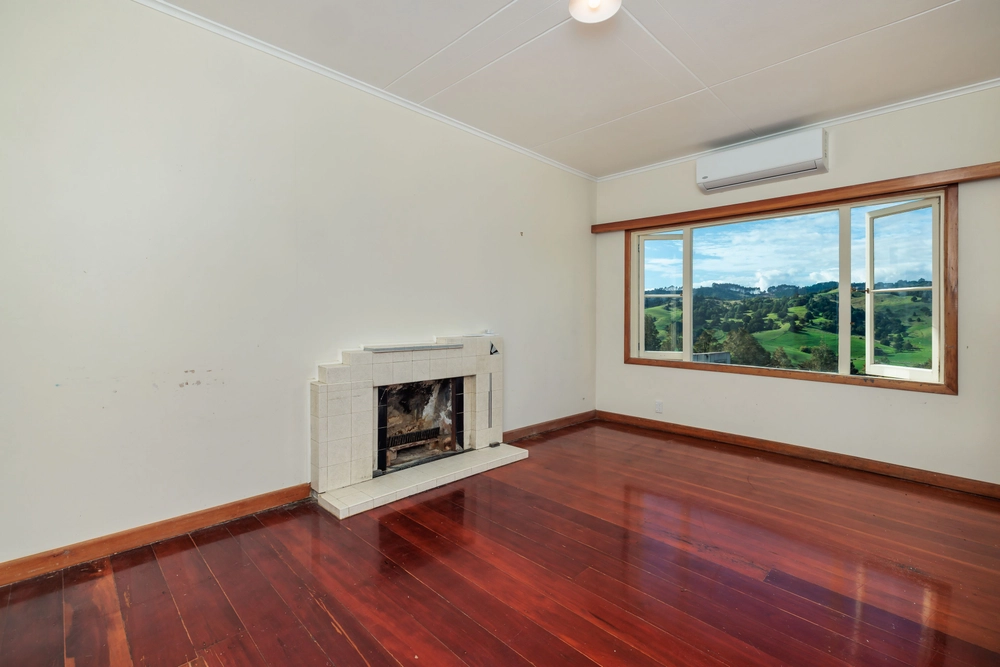 Photos of 544 West Coast Road