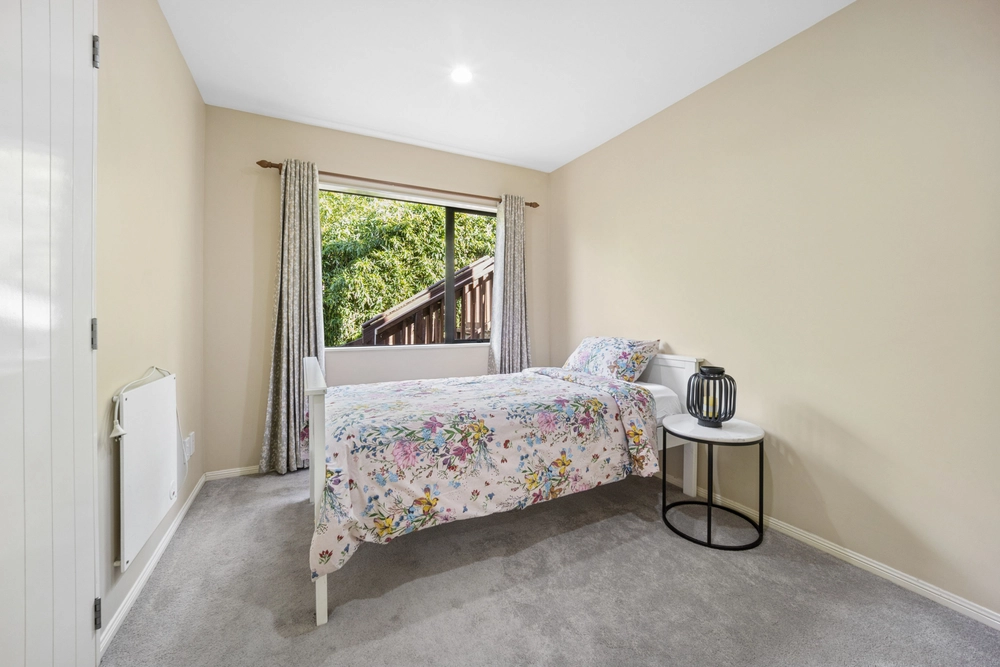 Photos of 70A Wingate Street