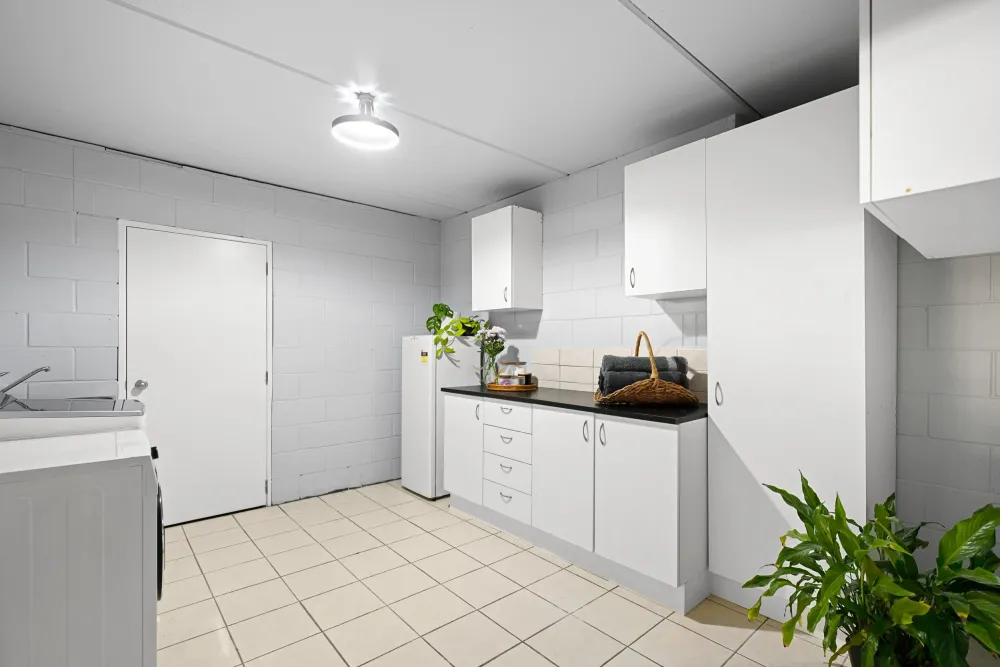 Photos of 5 Strata View