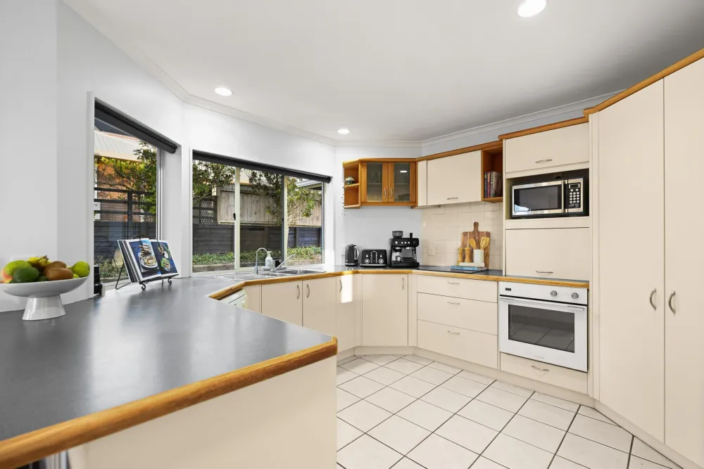 Photos of 5 Strata View