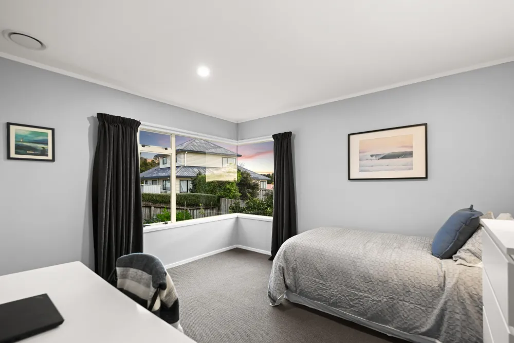Photos of 5 Strata View