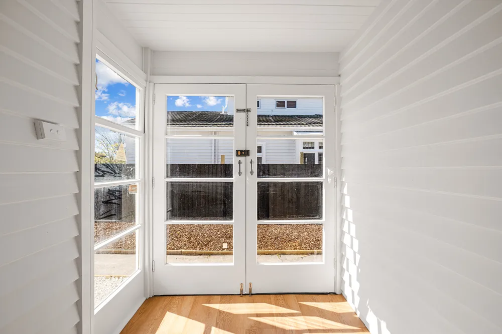 Photos of 26 Mackworth Street