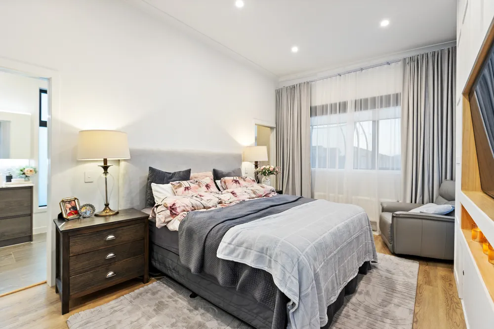 Photos of 37 Schooner Drive