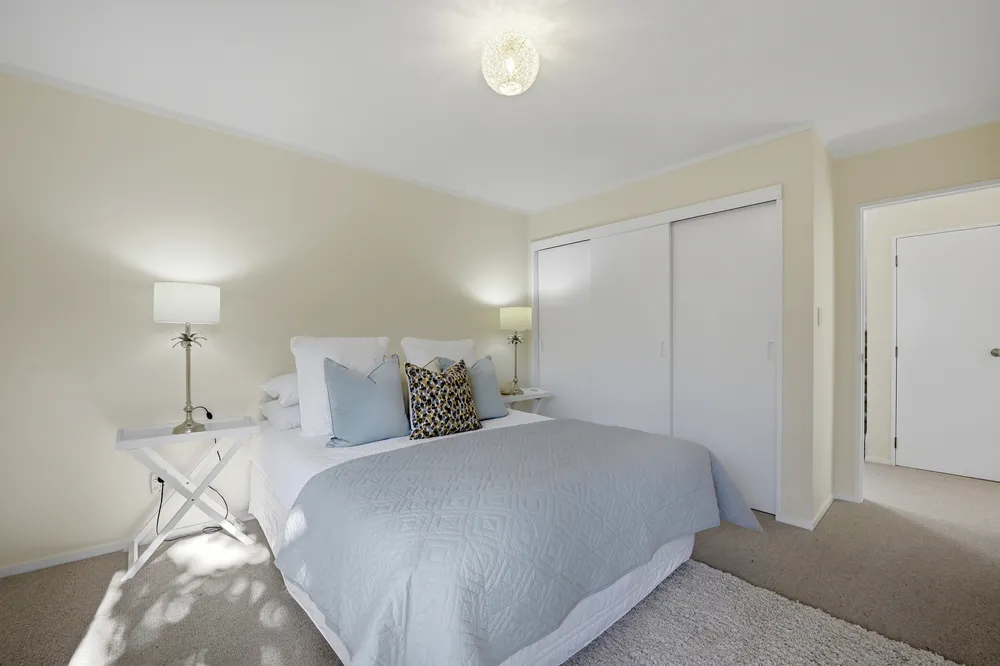 Photos of 2/1 Aramoana Avenue