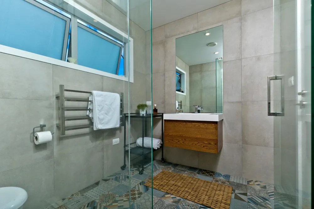 Photos of 63 Tiri Road