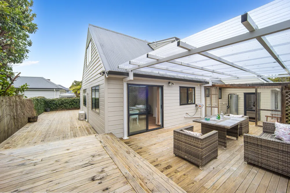 Photos of 19 Tongariro Street