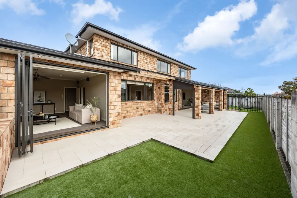 Photos of 15 Maple Lane