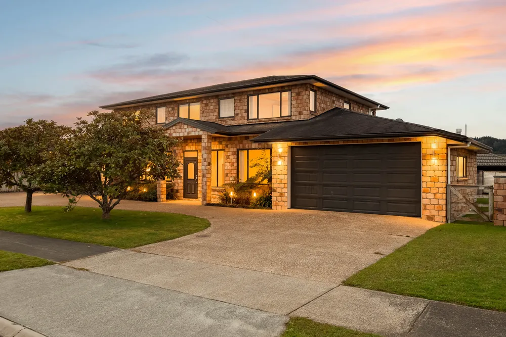 Photos of 15 Maple Lane