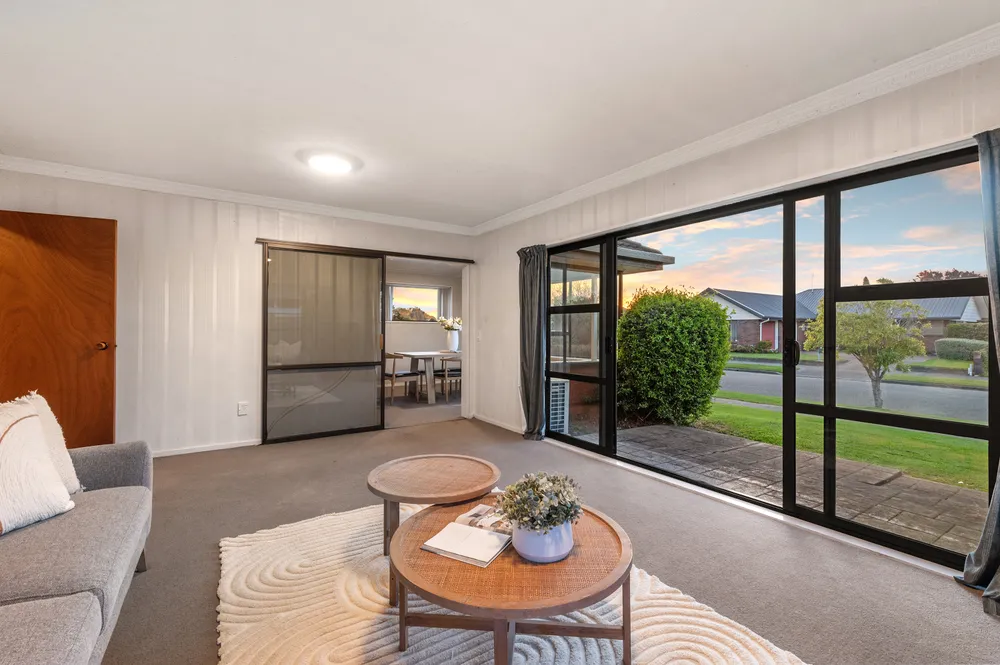 Photos of 118 Reynolds Avenue