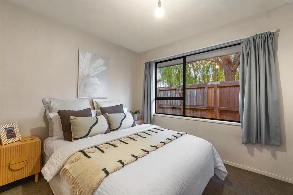 Photos of 118 Reynolds Avenue