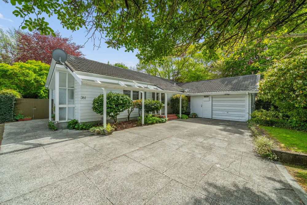 Photos of 361 Fergusson Drive