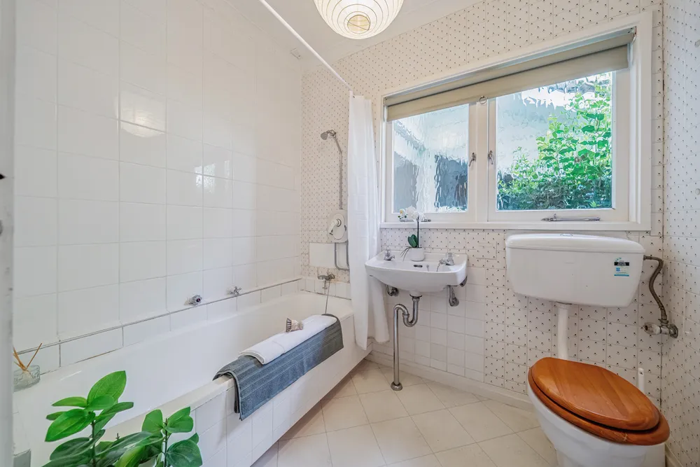 Photos of 361 Fergusson Drive