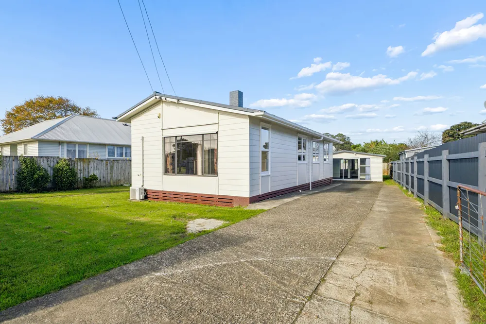 Photos of 33 Pearl Baker Drive