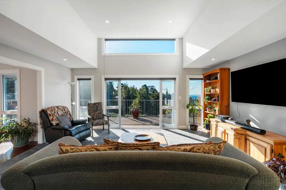 Photos of 27 Tui Crescent