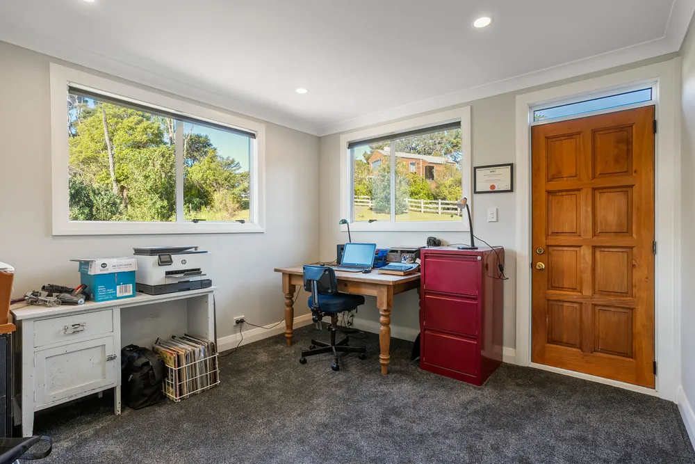 Photos of 27 Tui Crescent