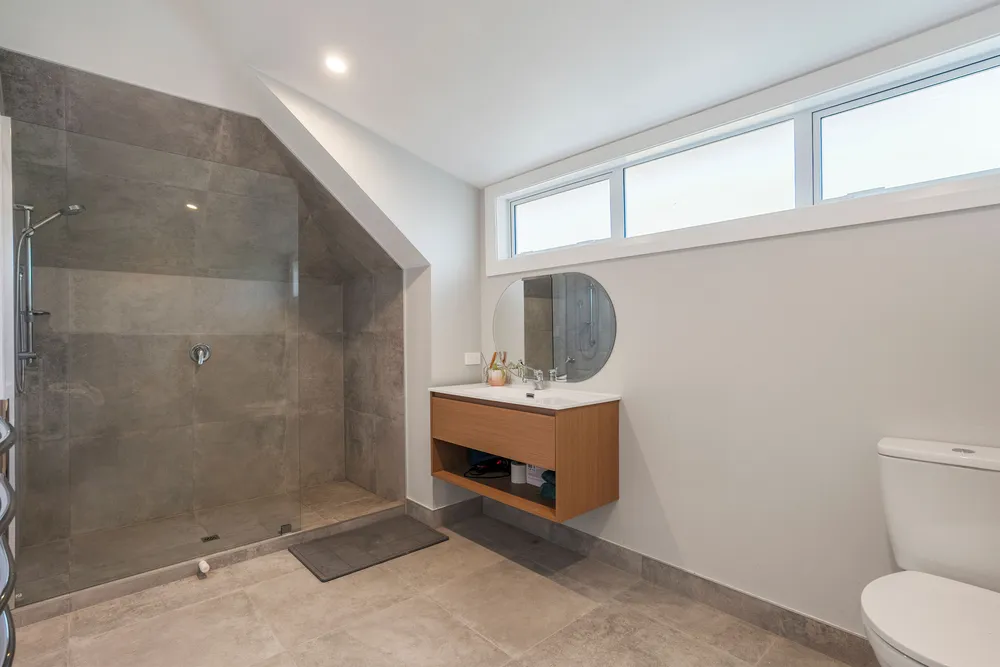 Photos of 27 Tui Crescent