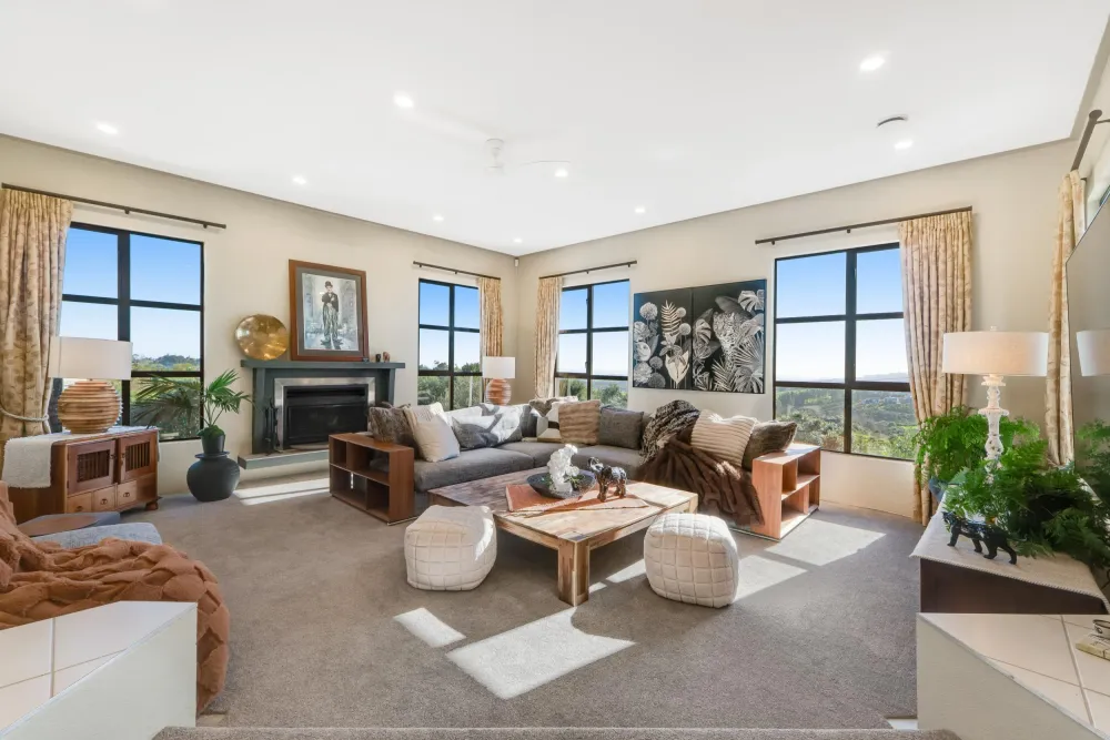 Photos of 498 Redoubt Road