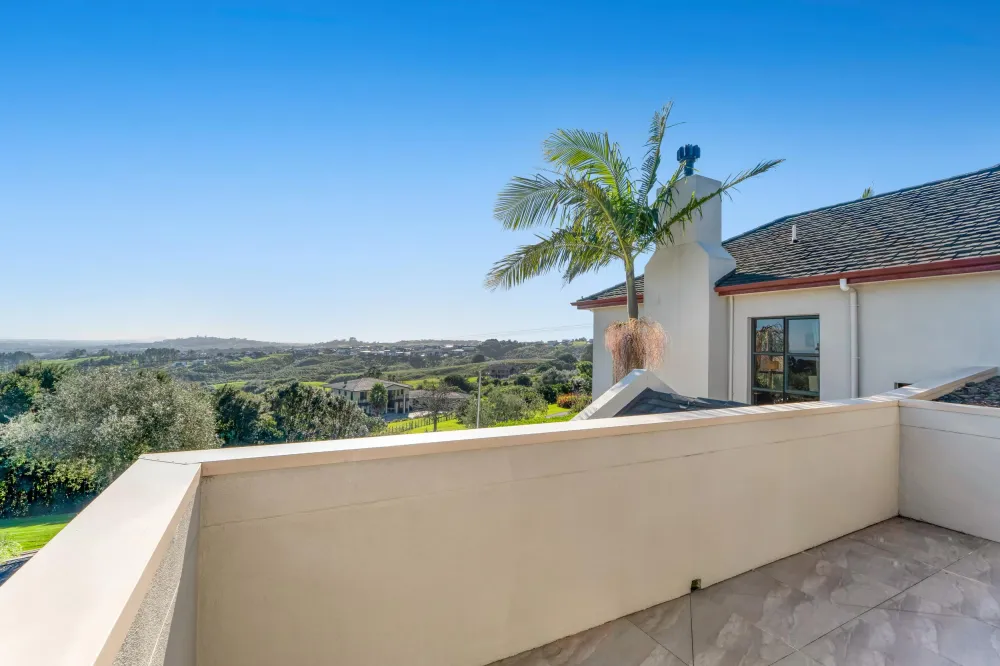 Photos of 498 Redoubt Road