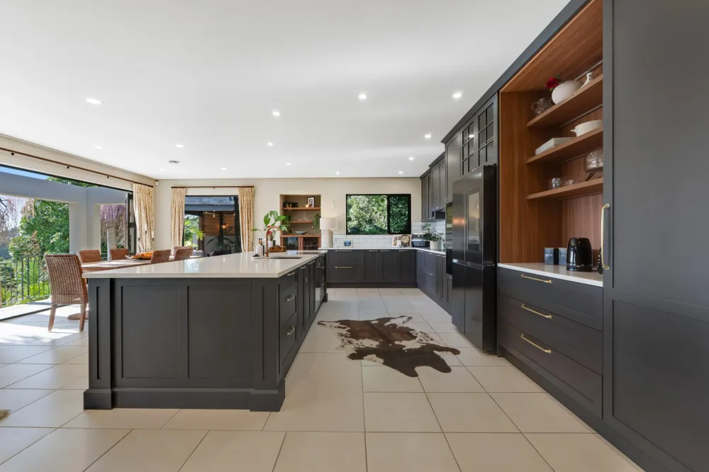 Photos of 498 Redoubt Road