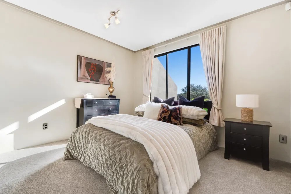 Photos of 498 Redoubt Road