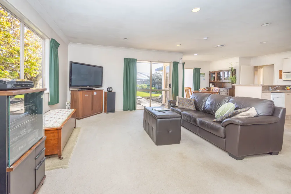 Photos of 12 Waiwherowhero Drive