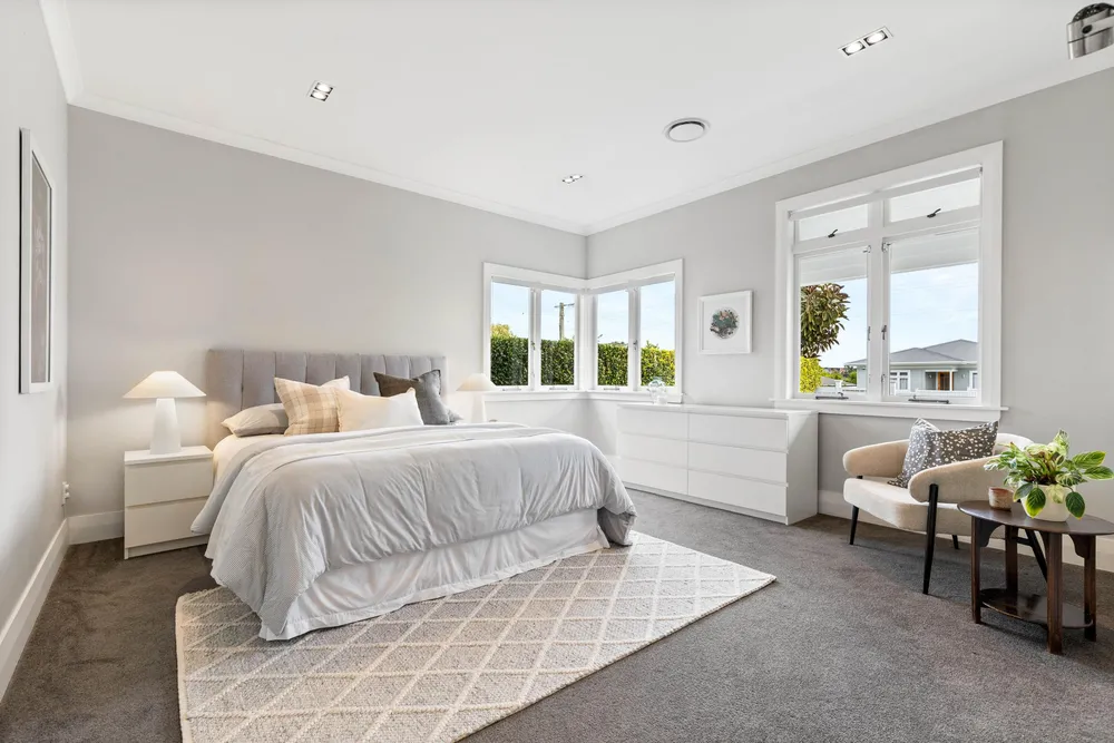 Photos of 15 Maranui Avenue