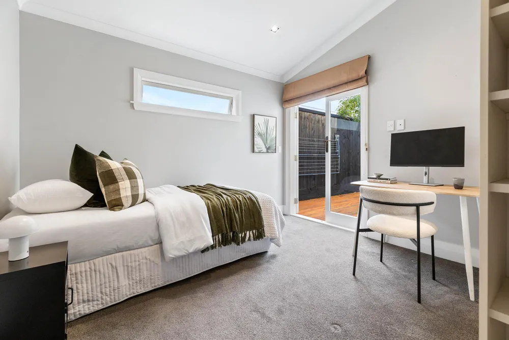 Photos of 15 Maranui Avenue