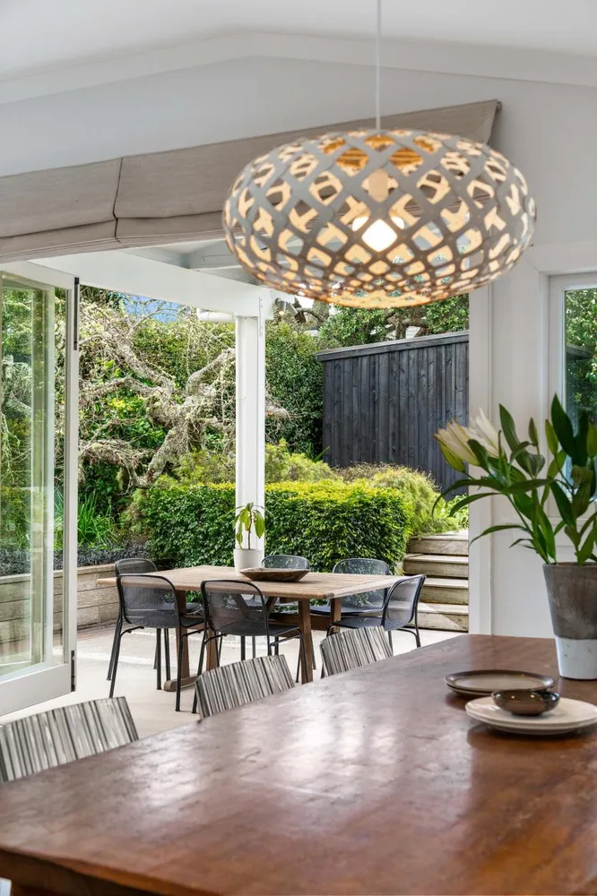 Photos of 15 Maranui Avenue